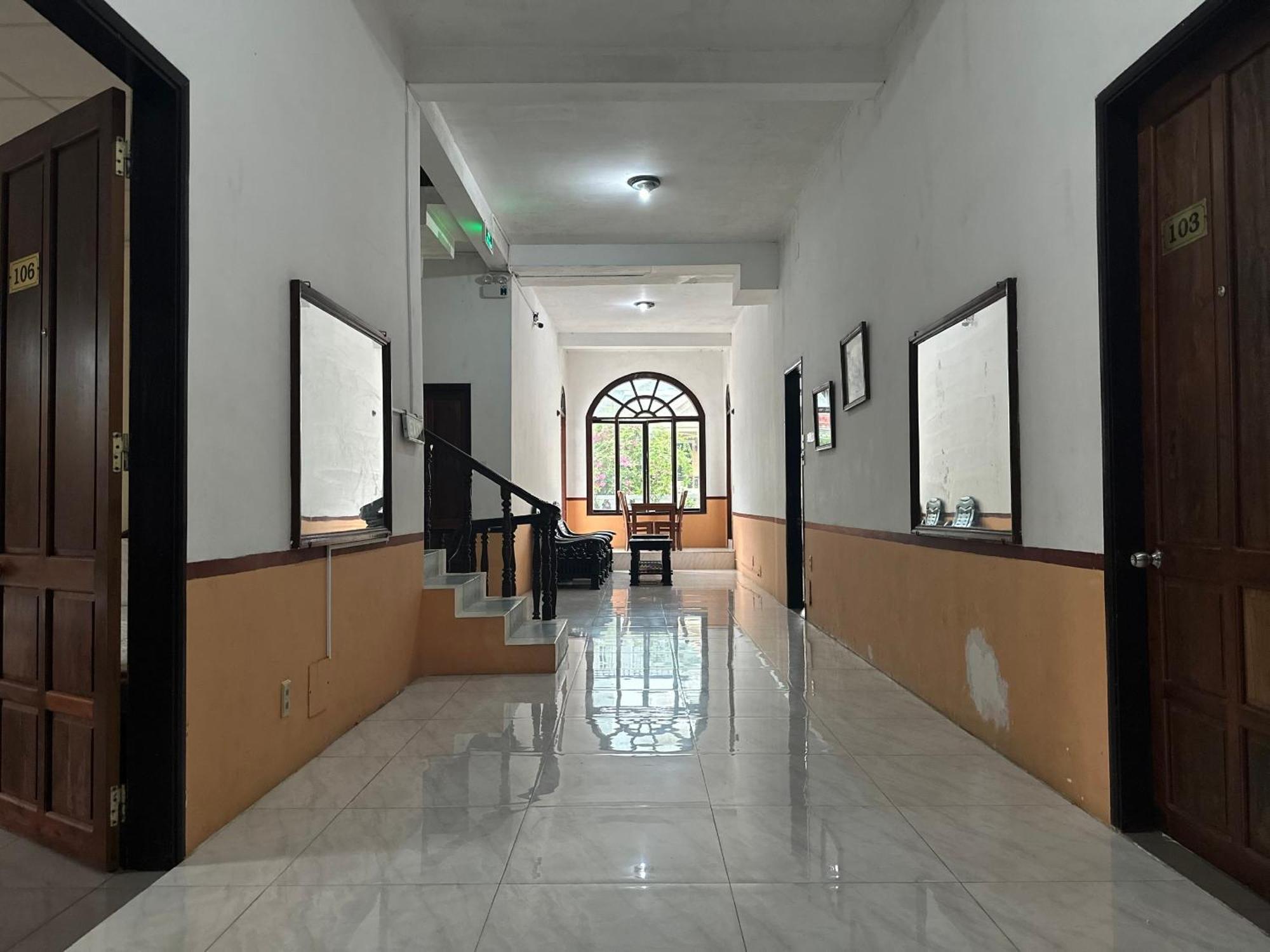 Dong Loi Hotel Hue Exterior photo